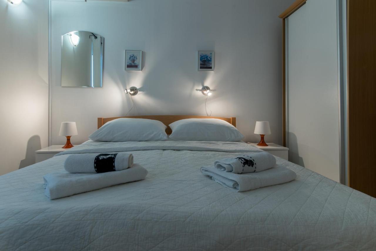 פרומאינה Apartments Niko מראה חיצוני תמונה