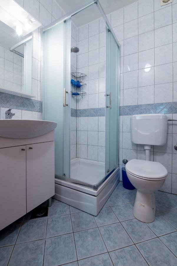 פרומאינה Apartments Niko מראה חיצוני תמונה