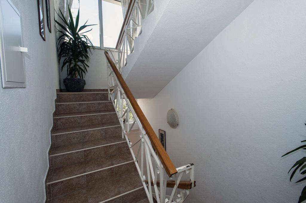 פרומאינה Apartments Niko מראה חיצוני תמונה